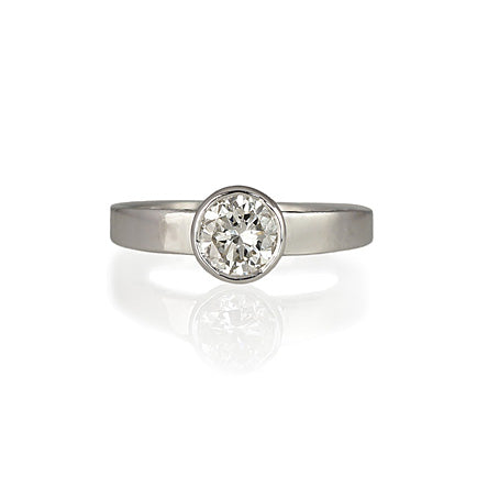 A Surprise Anniversary Ring That's Stylish And Sentimental