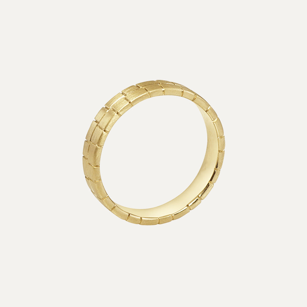 18K Yellow Gold The Cobblestone Men's Wedding Band Ring