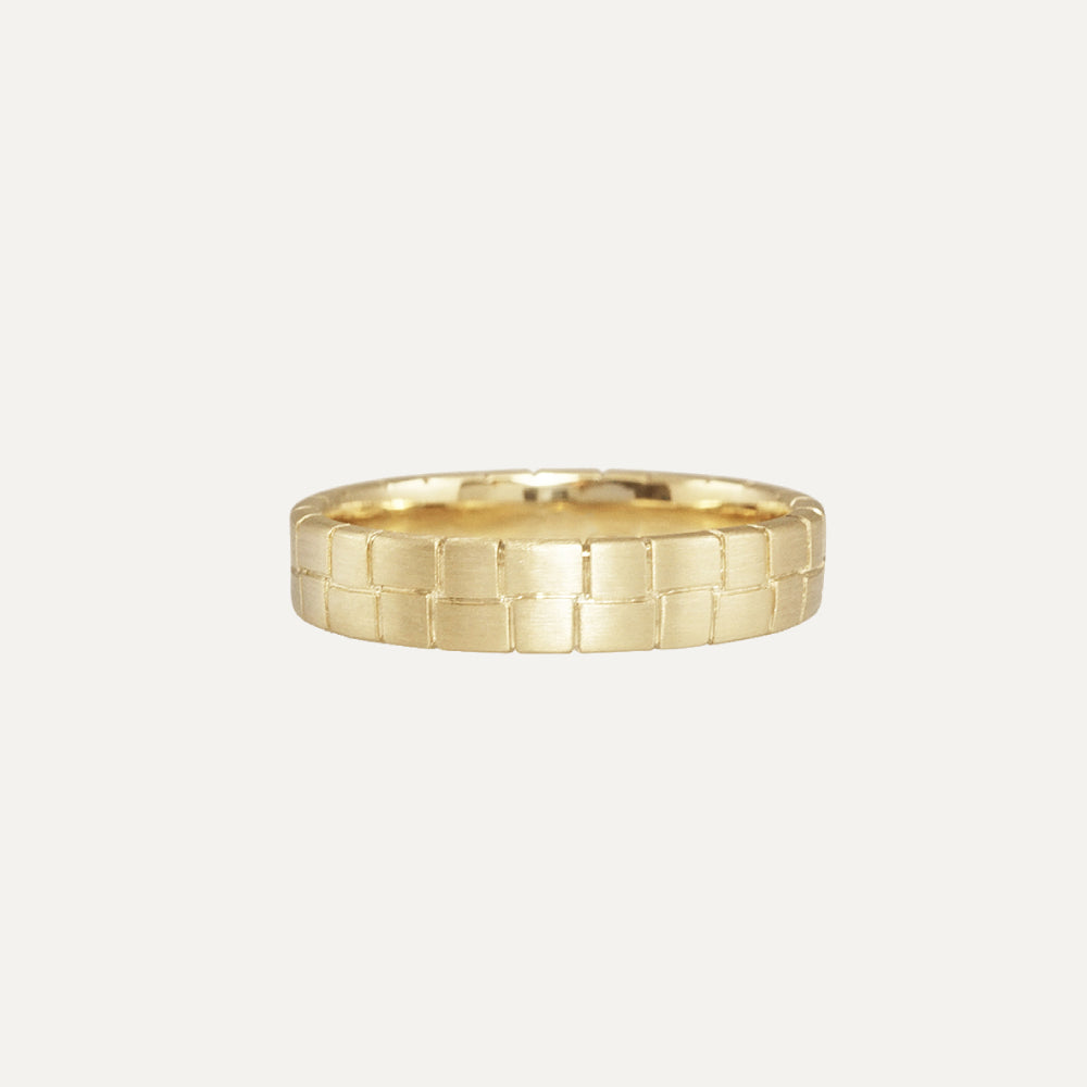 18K Yellow Gold The Cobblestone Men's Wedding Band Ring