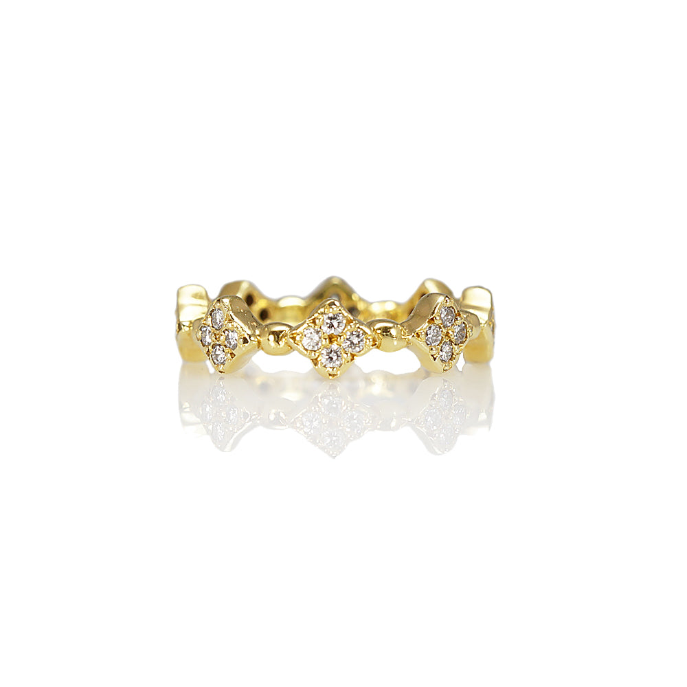 Clover Diamond Eternity Band in 18K Yellow Gold