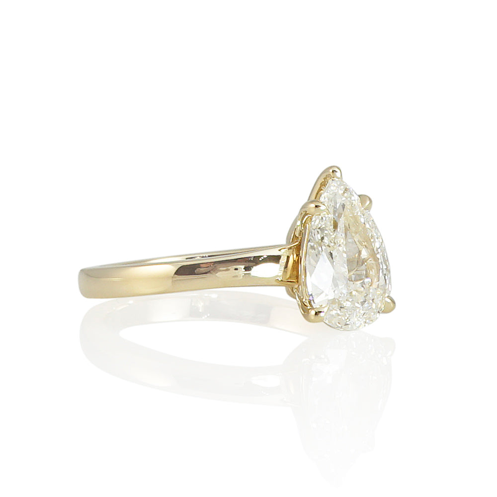 Pear Solitaire Engagement Ring