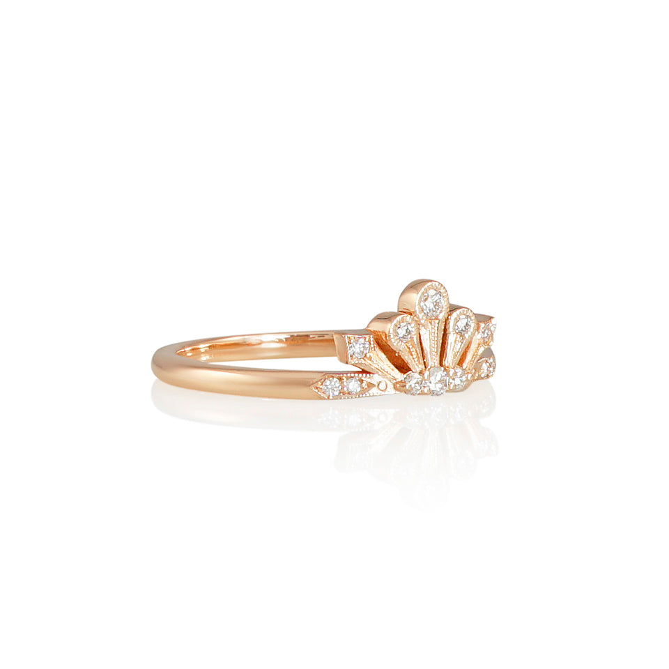 Stunning Crown Ladies' Wedding Band