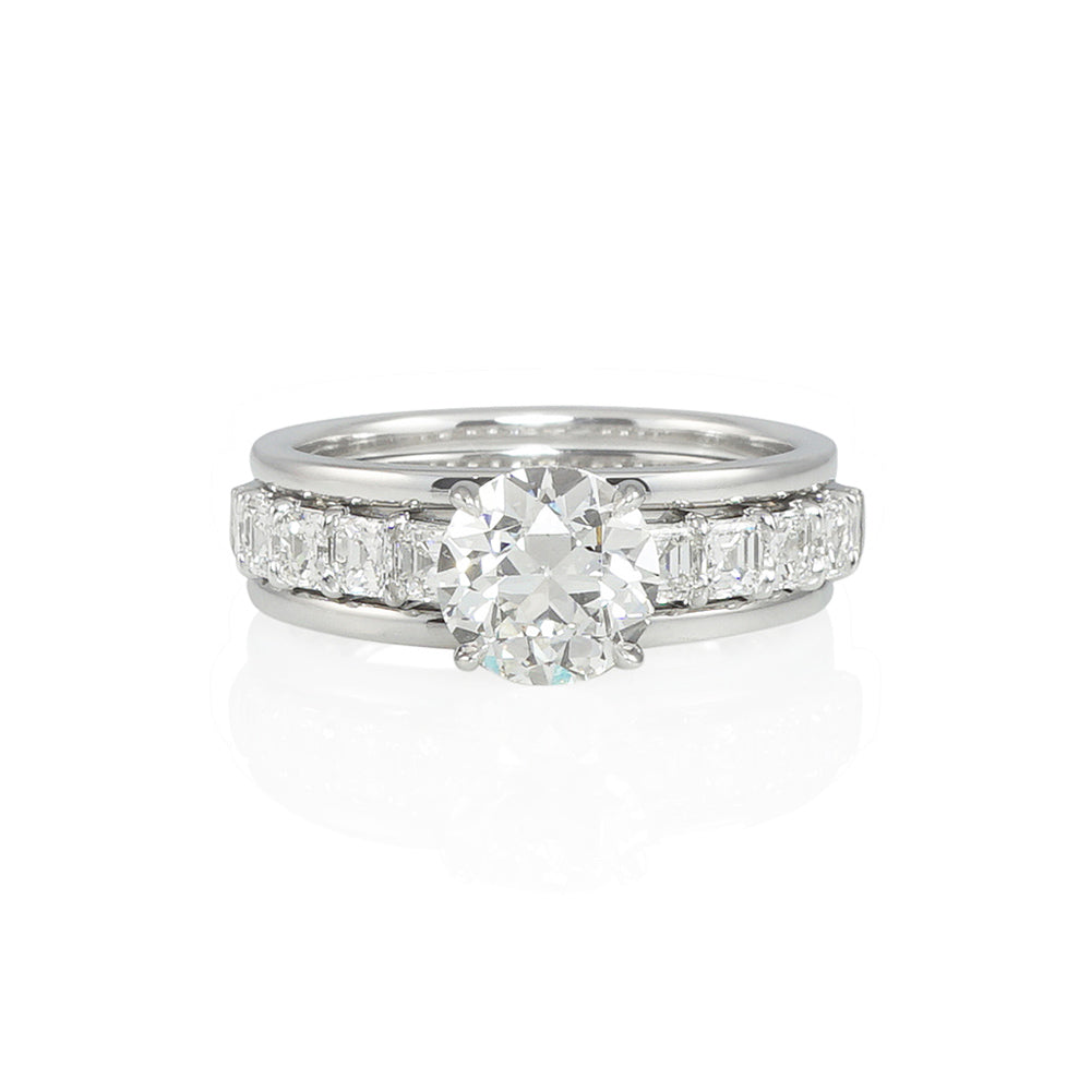 Round and Asscher Diamond Band Ring for Kimiko