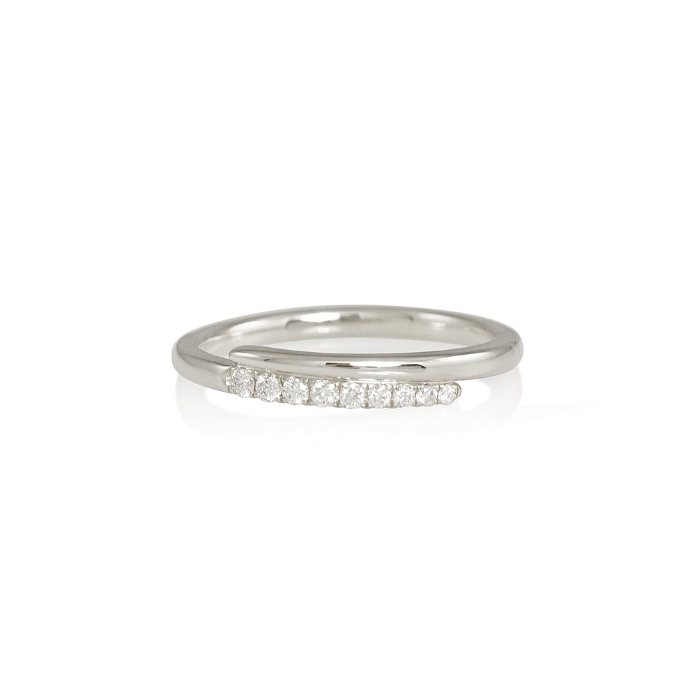 Ribbon Ladies' Wedding Ring in Platinum