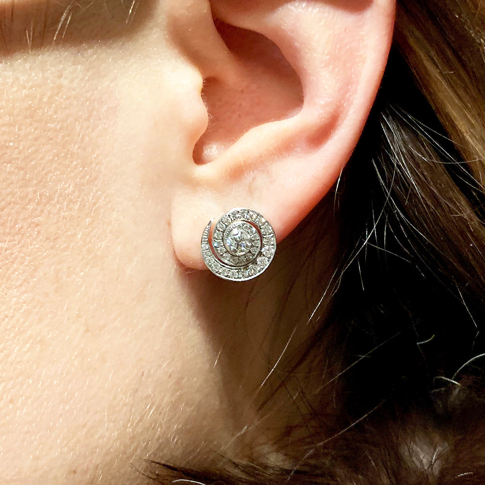 Spiral Diamond Stud Earrings for Leslie