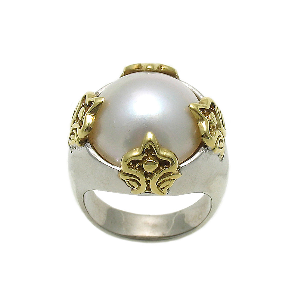 Fleur Mabe Pearl Ring in 18K Yellow Gold