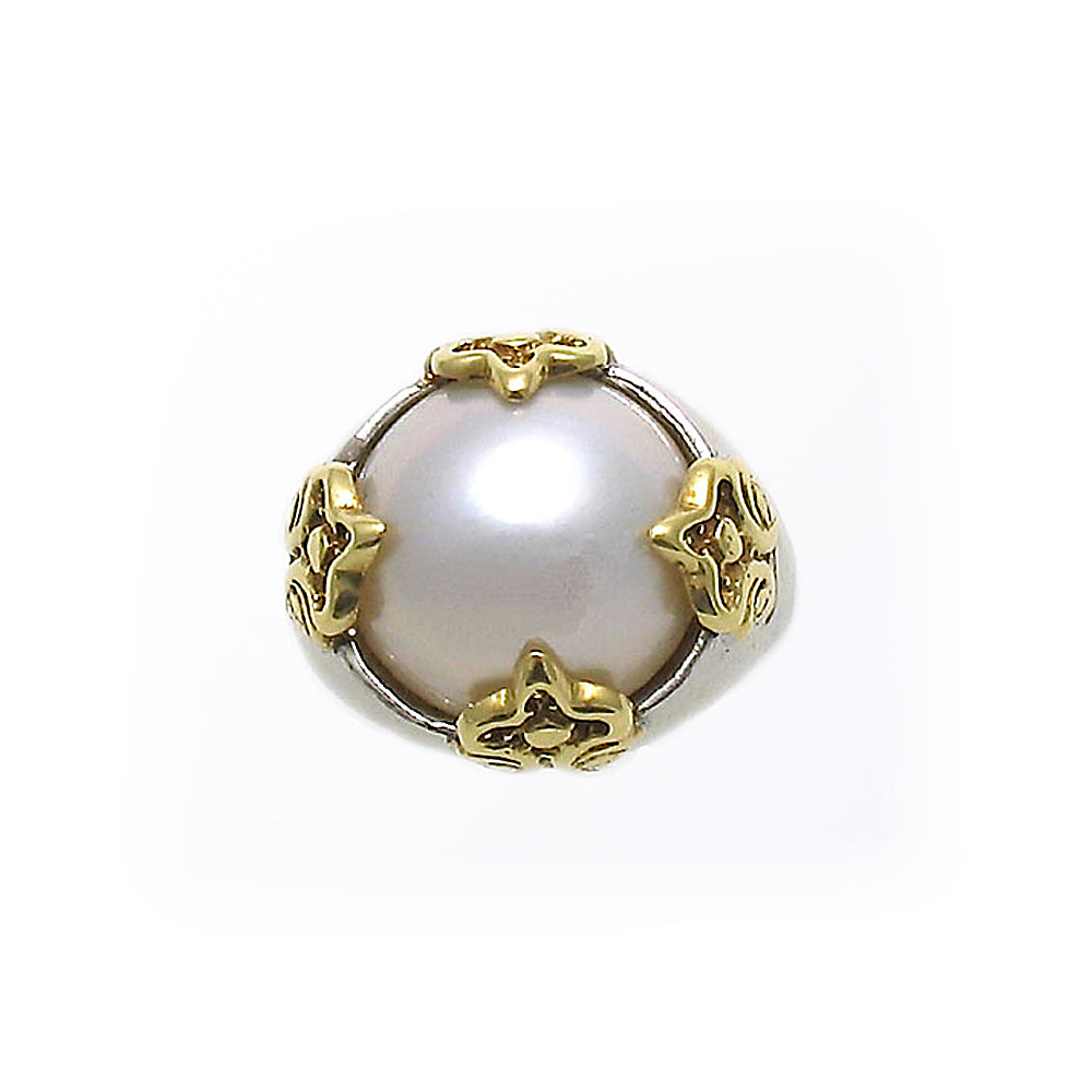 Fleur Mabe Pearl Ring in 18K Yellow Gold